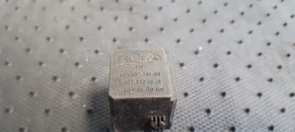 Mercedes-Benz C W203 Other relay 4RA00779100 4RA007791-00