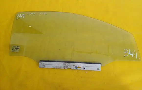 Opel Corsa C Front door window/glass (coupe)