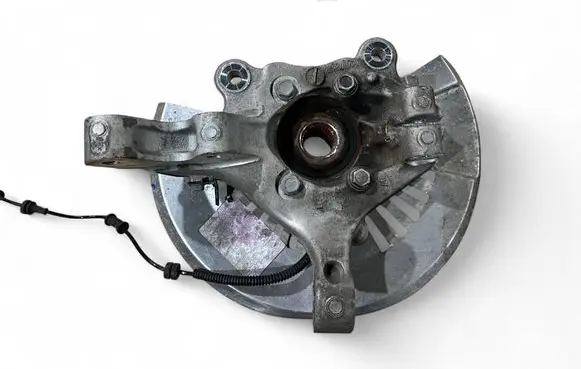 Chrysler Pacifica Front wheel hub 68189019AD
