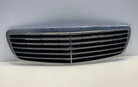 Mercedes-Benz E W211 Front grill A2118800583 2118800583