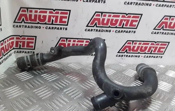 Engine coolant pipe/hose