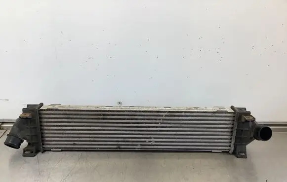 Volvo V70 Intercooler radiator 30671324 1000002777 992442JG