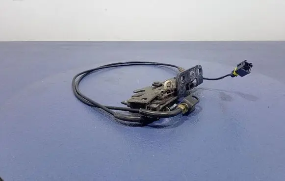 Peugeot 206 CC Tailgate/trunk/boot lock/catch/latch 