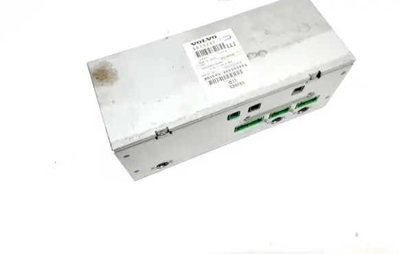 Volvo XC70 GPS navigation control unit/module 8633797