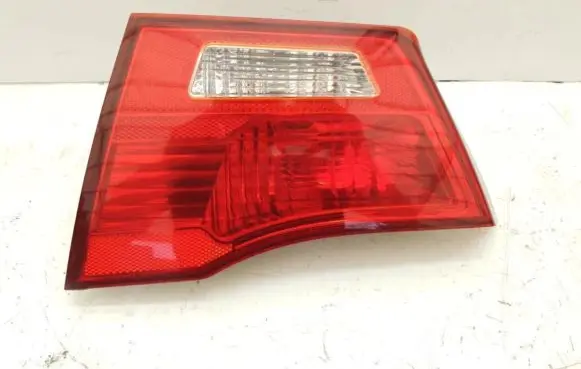 KIA Magentis Tailgate rear/tail lights 100318A