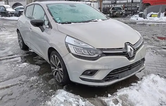 Renault Clio IV Front piece kit CLIOTEKNVPRZOD INITIALEPARIS