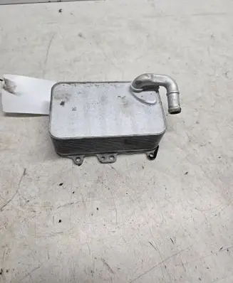 Audi A6 C7 Engine oil radiator 6789630AL