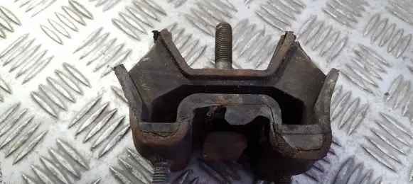 Mercedes-Benz ML W163 Engine mount bracket a1632400117