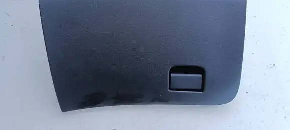 Nissan Qashqai Glove box 685104EH0A