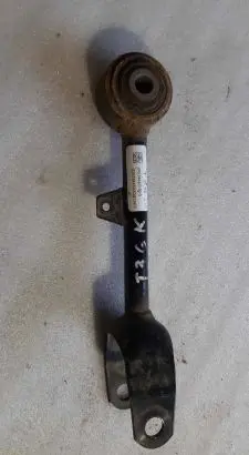 Tesla Model 3 Rear control arm 104442300G AY6XXXXXD313520 YXD1532