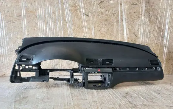 Volkswagen PASSAT B6 Dashboard 3C1857003