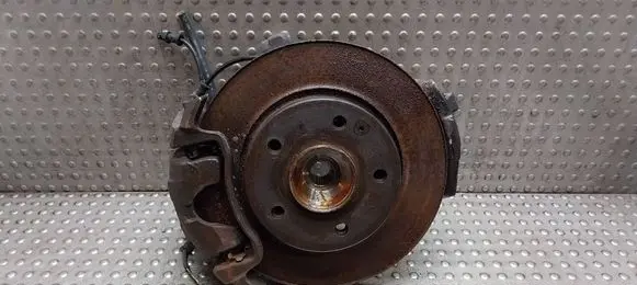 Mercedes-Benz A W168 Front wheel hub spindle knuckle 6813