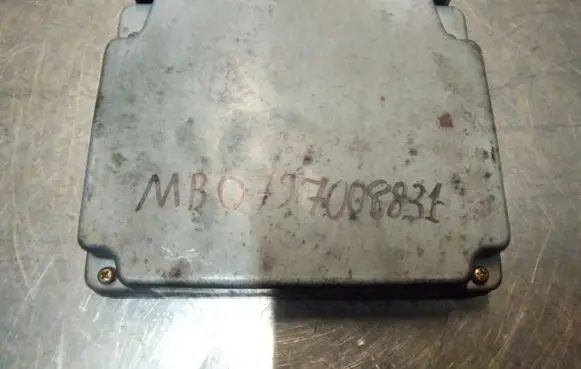 Volvo S60 Engine control unit/module MB0797008831