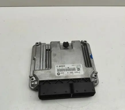 BMW 2 F22 F23 Engine control unit/module 8585225 0281031724