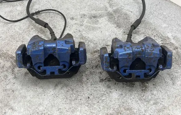 BMW 7 F01 F02 F03 F04 Rear brake caliper Bmw4424