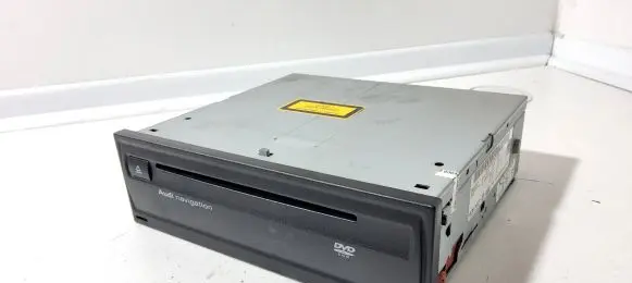 Audi A6 S6 C6 4F Navigation unit CD/DVD player 4E0919887M 4E0910888E