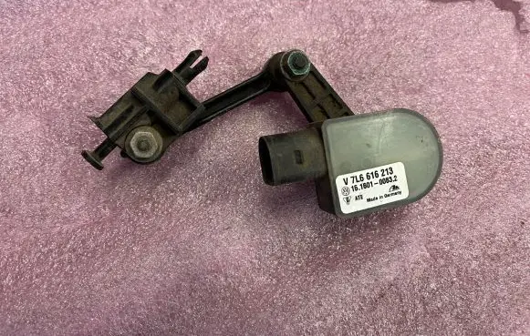Audi Q7 4L Yaw turn rate sensor 7L6616213 1T0907503