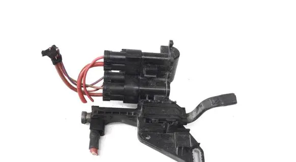 BMW 3 F30 F35 F31 Current control relay 9225015