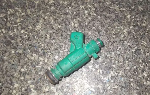 Citroen Saxo Fuel injectors set 0280156025