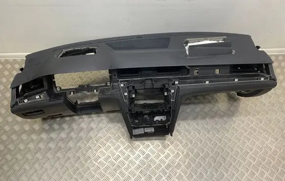 Volkswagen PASSAT B8 Dashboard 