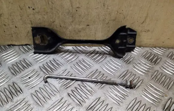 Subaru Outback Battery bracket 