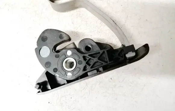 Toyota Aygo AB10 Seat back rest lock catch L0011561