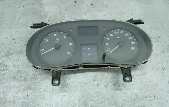 Opel Vivaro Speedometer (instrument cluster)