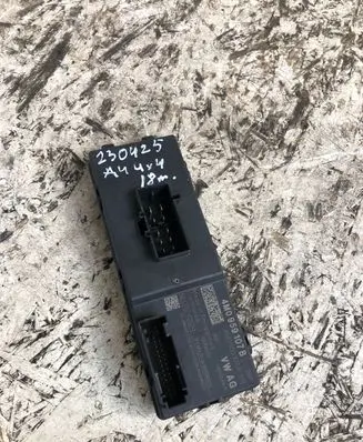 Audi A4 S4 B9 Tailgate/trunk control unit/module 4m0959107b
