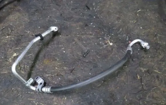 Renault Captur II Air conditioning (A/C) pipe/hose 924900333R