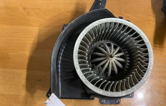 Heater fan/blower