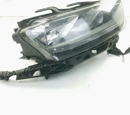 Audi Q3 F3 Headlight/headlamp 8u0941004m