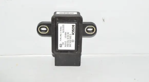 BMW 5 E39 ESP acceleration yaw rate sensor 6753694 0265005248