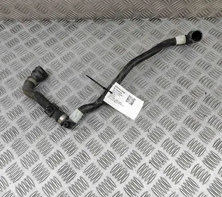 BMW iX Engine coolant pipe/hose 8475132