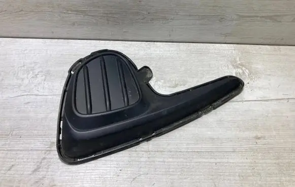 Toyota Yaris Front bumper lower grill 81482-0D310