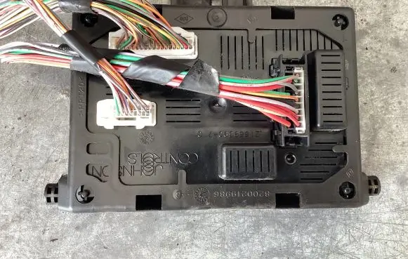Renault Modus Other control units/modules 8200528485 281154561A 00092447