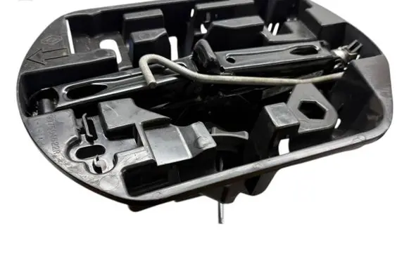 Renault Megane IV Tool set 997504622R