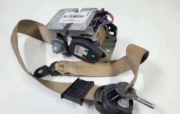Mercedes-Benz CLS C219 Front seatbelt A2118605686 602208100
