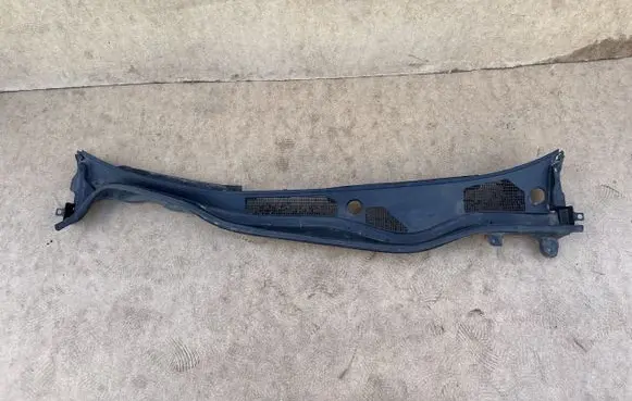 Lexus GS 300 350 430 450H Wiper trim 5570830100 45620110750