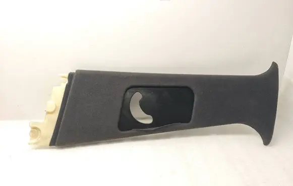 BMW 5 E39 (B) pillar trim (top) 8227595