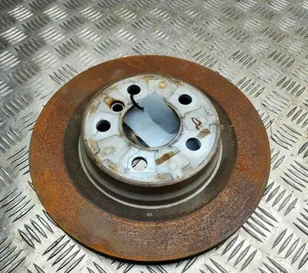 BMW 1 F40 Rear brake disc 6799369