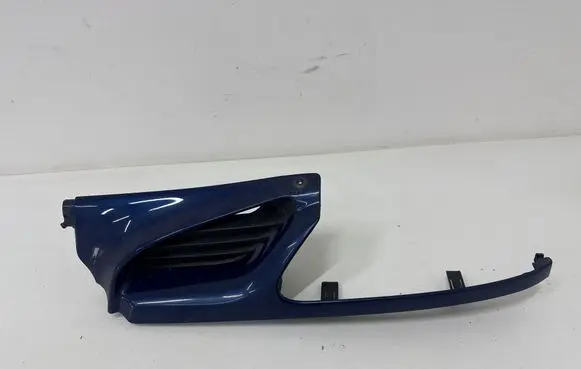 Renault Megane I Front bumper upper radiator grill 7700834200