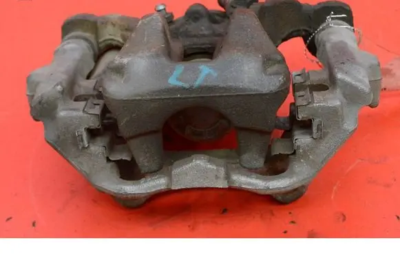 Toyota Corolla E10 Rear brake caliper 