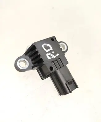 Hyundai Tucson TL Airbag deployment crash/impact sensor 95920B1050