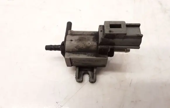 Jaguar XJ X350 Turbo solenoid valve 70121100 PA6GF30