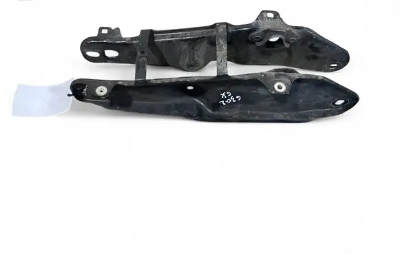 BMW 5 G30 G31 Rear upper control arm/wishbone 6861131