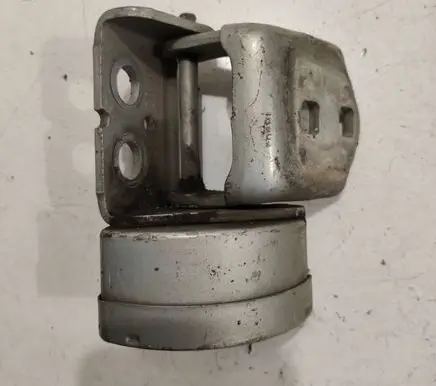 Renault Scenic II - Grand scenic II Front door lower hinge 