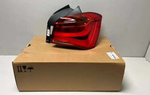 BMW 1 F20 F21 Rear/tail lights 7359018