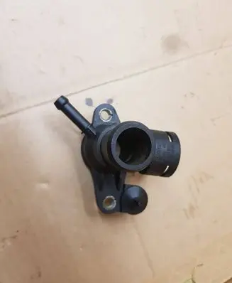 Audi A3 S3 A3 Sportback 8P Engine coolant pipe/hose 06J121132D