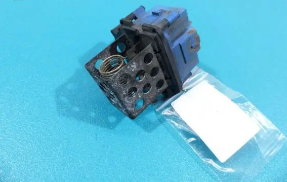 Peugeot Partner Heater blower motor/fan resistor 9662240180 IMPRK870620