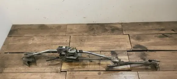 Opel Zafira A Front wiper linkage and motor 404496